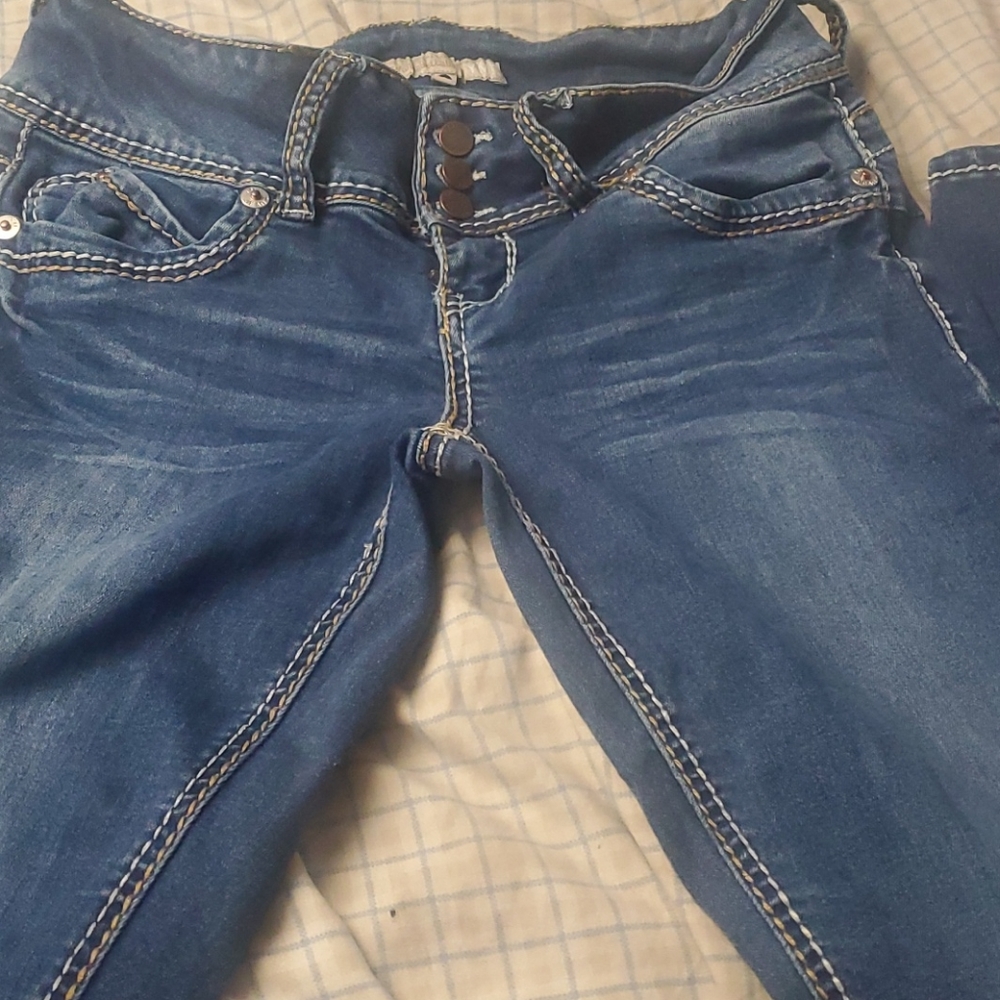 Ymi wanna better butt size 9 jeans